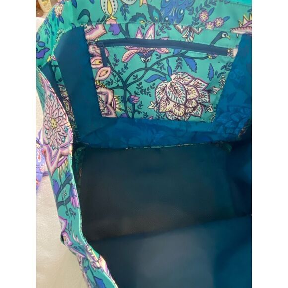 Vera Bradley Lighten Up Deluxe Family Tote - Peacock Garden - Picture 7 of 7
